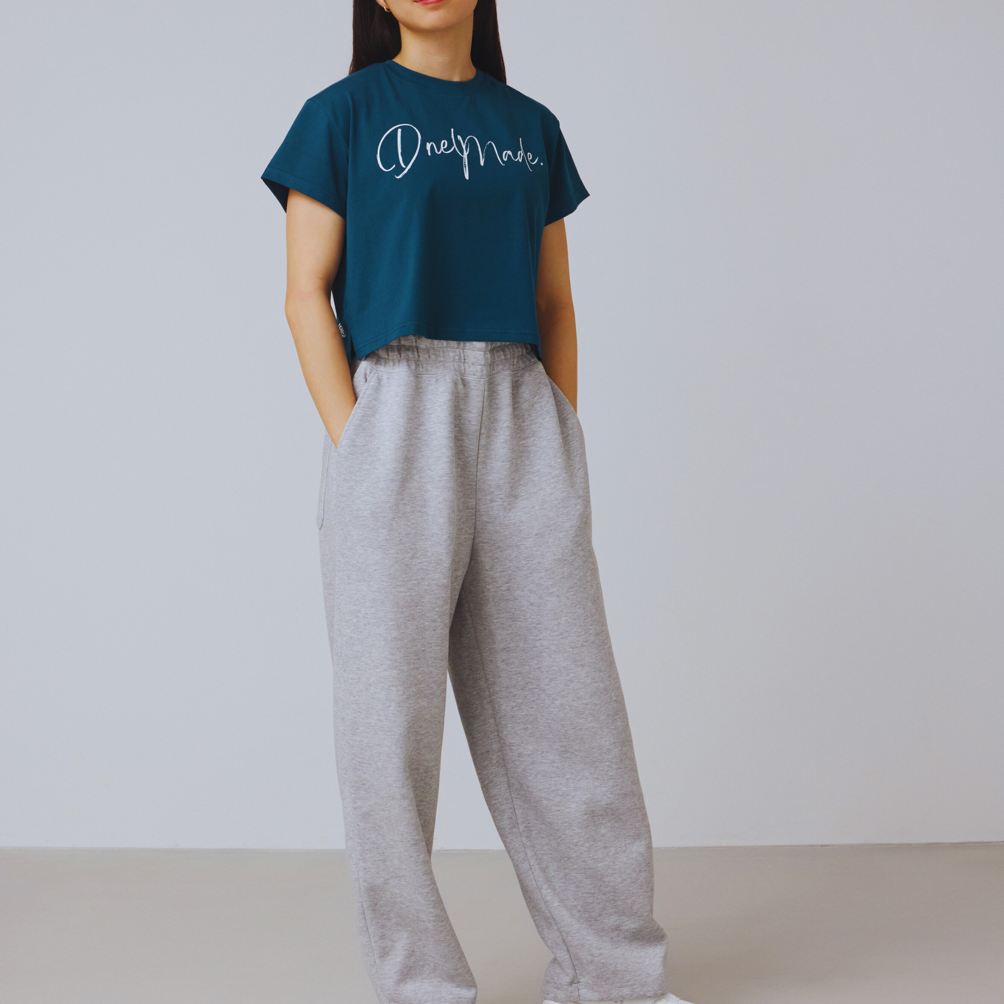 クロップドTシャツ(レディース)